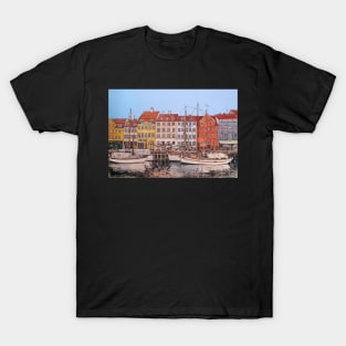 Nyhavn Copenhagen acrylic Art T-Shirt